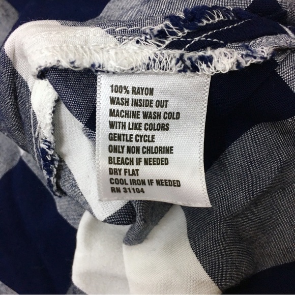 CROWN & IVY Top Blouse Check Plaid Print Gingham Ruffle 3/4 Sleeve Size Small - Picture 7 of 10